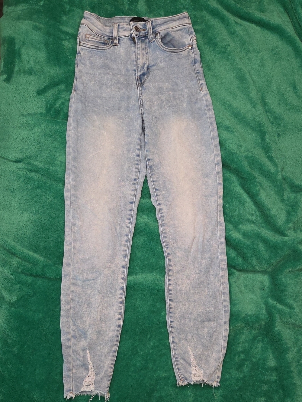 Kendall & Kylie Light Wash High-Rise Jeans